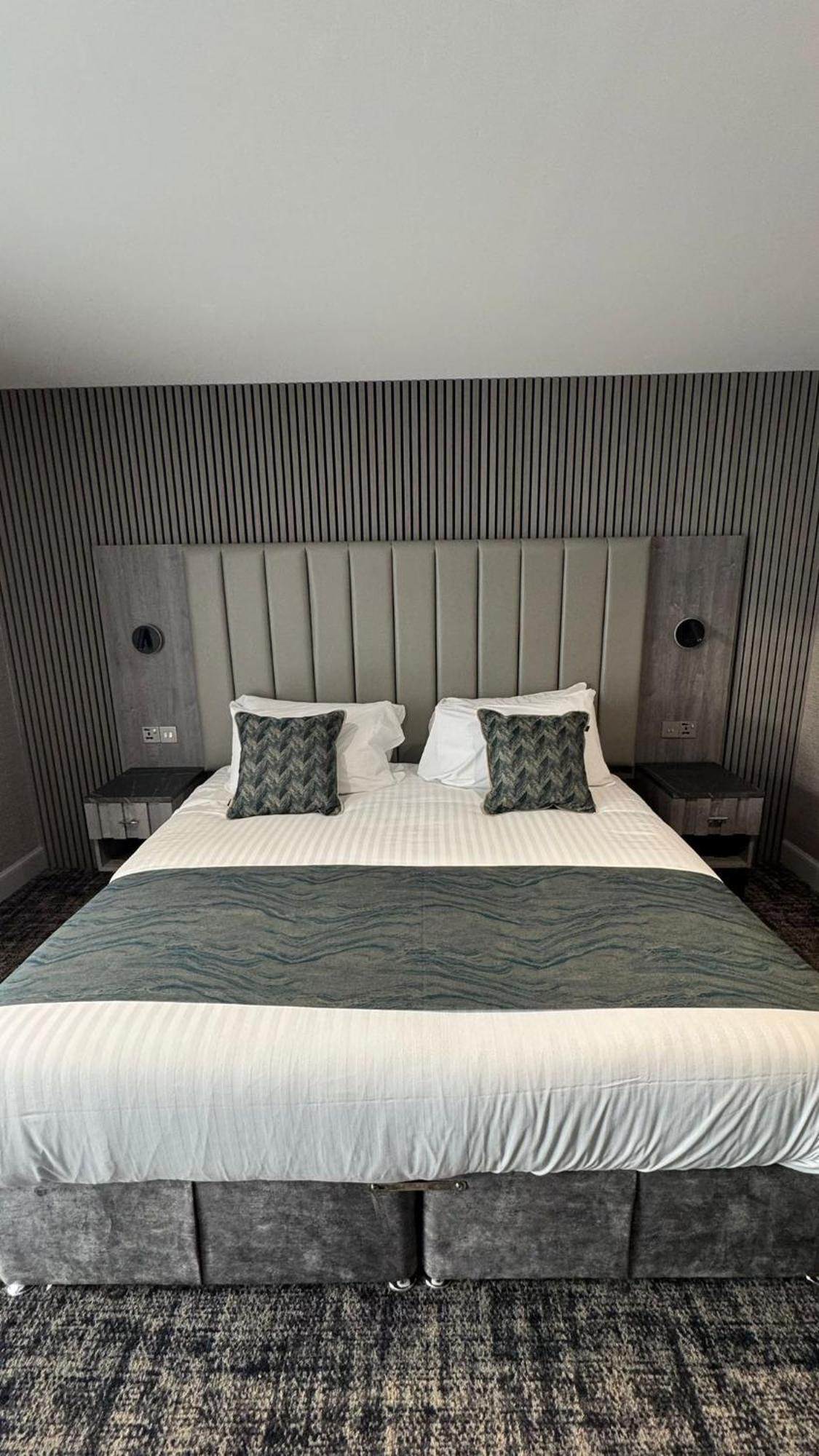 The Knowes Hotel & Restaurant Macduff Room photo
